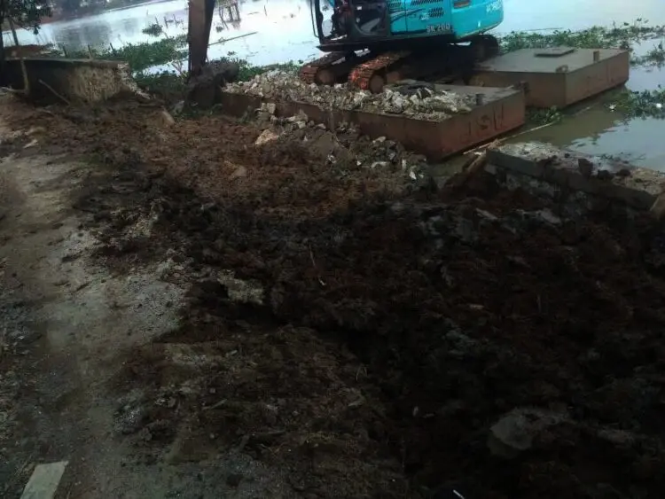 Baru Dibangun, Turap Situ Kelapa Dua Ambrol