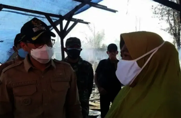 Ibu Paruh Baya Menangis di Depan Wakil Wali Kota Tangsel