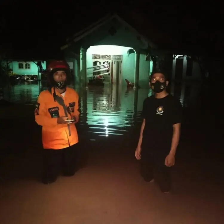 Hujan Deras Semalam, Baros dan Pabuaran Kabupaten Serang Dilanda Banjir