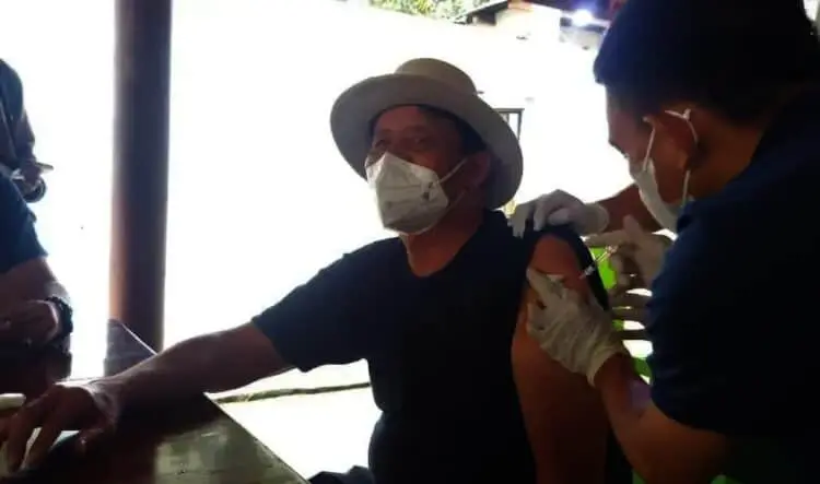 Gubernur Banten Wahidin Halim Disuntik Vaksin Pfizer