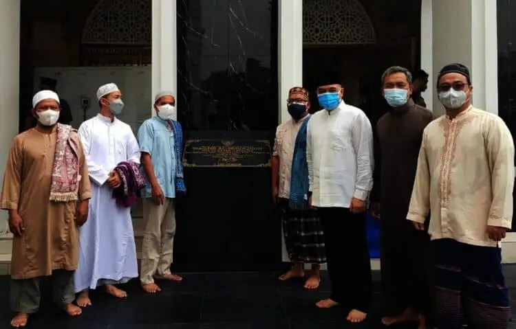 Jumatan Perdana PPKM Level 4, Bupati Zaki Pilih di Masjid Catalina
