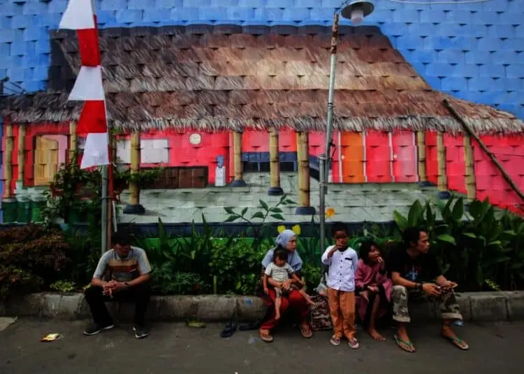 Potret Karya Seni Mural di Kampung Pink Kota Tangerang