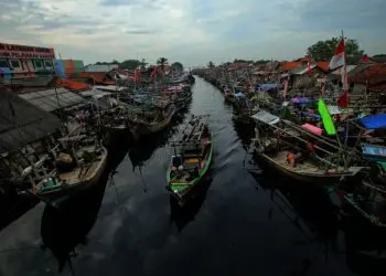 BPBD Banten Peringatkan Ancaman Gelombang di Selatan