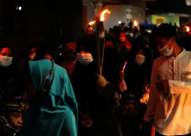 Foto Kemeriahan Pawai Obor Sambut Tahun Baru Islam di Tangerang
