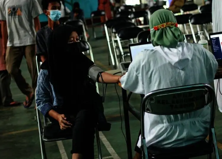 Potret Vaksinasi Covid-19 Tingkat RW di Kota Tangerang