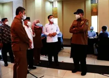 Dari 9 Juta Penduduk Banten, Baru 2,7 Juta Divaksinasi