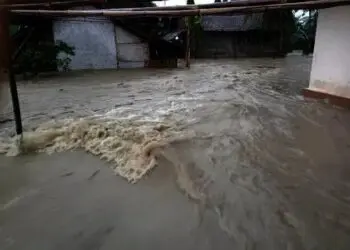 Dampak Badai Siklon Tropis Teratai, Masyarakat di Pesisir Lebak Diminta Waspada Banjir dan Longsor