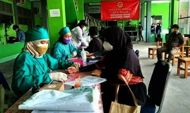 Gelar Vaksinasi di MAN 1 Kota Tangerang, BIN Ungkap Alasan Mengapa Sampai Ikut “Turun Gunung”