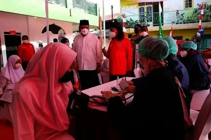 BIN Vaksinasi Ratusan Santri Ponpes Ummul Quro Pamulang