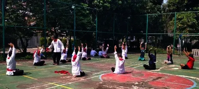 Warga Karang Tengah Lawan Covid-19 dengan Teknik Pernafasan