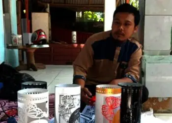 Di Pandeglang, Potongan Paralon Disulap Jadi Barang Berharga