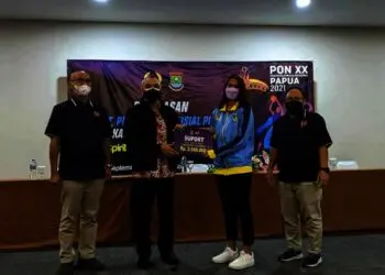 Lepas 55 Atlet ke Papua, Zaki Siapkan Bonus Tambahan