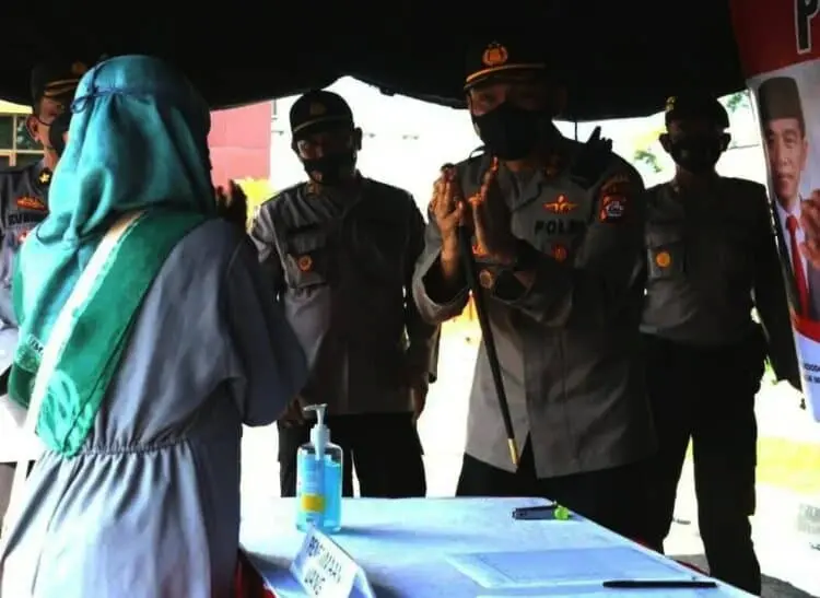 2.450 PKL di Pandeglang Diguyur Bantuan Covid-19 Masing – Masing Rp 1,2 Juta