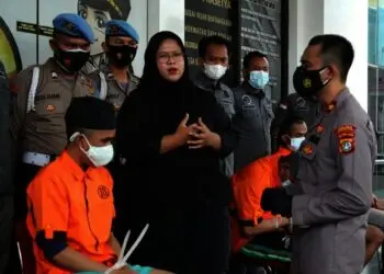 Polres Tangsel Kembali Gerebek Pabrik Tembakau Gorila
