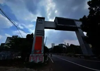 Gapura Perbatasan Tangsel Penuh Coretan Vandalisme