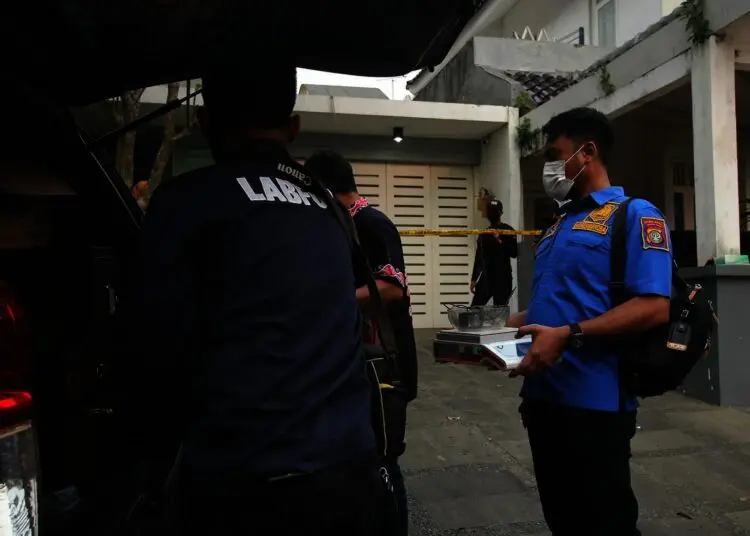 Potret Olah TKP Kasus Pembuatan Sabu Jaringan Internasional