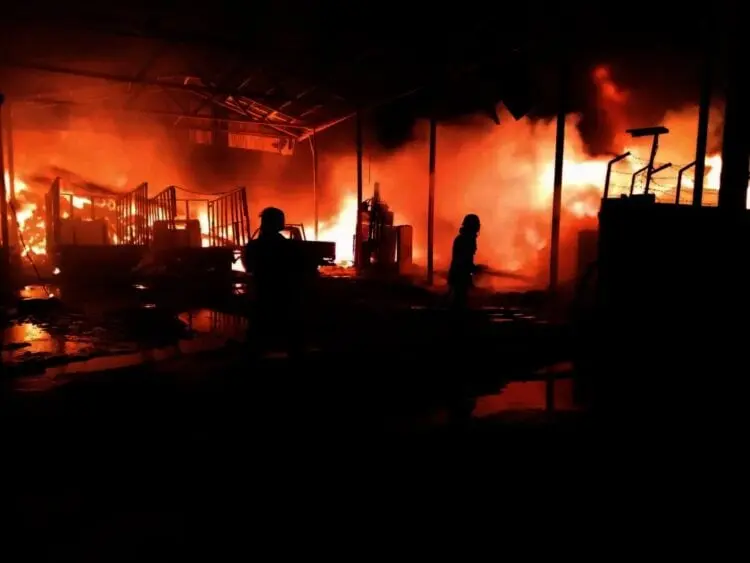 Pabrik Plastik di Bojong Renged Ludes Terbakar