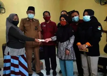 Agen Brilink Kembalikan Uang KPM PKH di Teluknaga