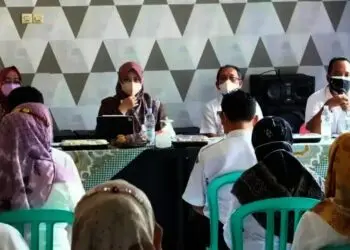 KUNKER–Bupati Pandeglang, Irna Narulita, didampingi jajarannya, sedang menemui para pegawai di Kecamatan Cimanuk, Rabu (1/9/2021). (ISTIMEWA)