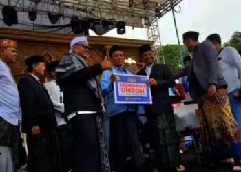 Tinjau Vaksinasi, Wakil Wali Kota Sachrudin Ajak UMT Jadi Pelopor Penerapan Prokes