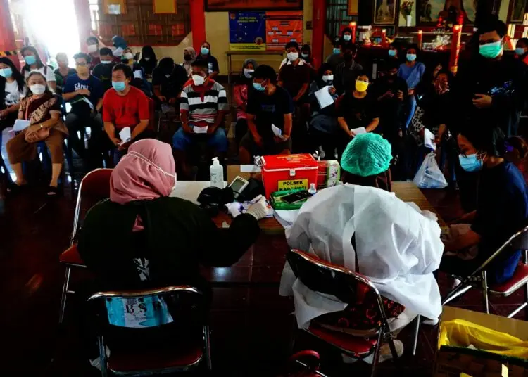 Potret Vaksinasi Covid-19 di Klenteng Boen San Bio Tangerang