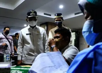 Vaksinasi di Kampus UMT, Sachrudin: Target 1.100 Mahasiswa Divaksin Dosis Pertama