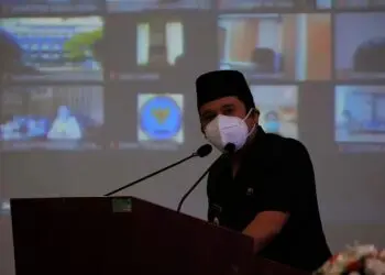 Tanggapi Pandangan Umum Fraksi Terkait 3 Raperda, Begini Jawaban Wali Kota Arief