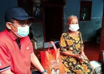 Mak Idup Begitu Terharu Mendapat Bantuan dari Ketua DPRD Kota Tangerang