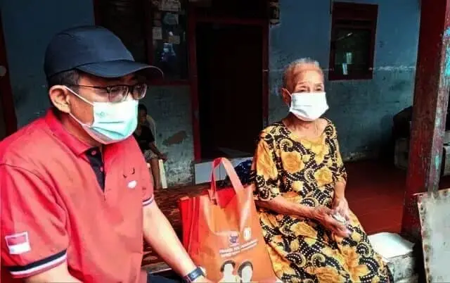 Mak Idup Begitu Terharu Mendapat Bantuan dari Ketua DPRD Kota Tangerang