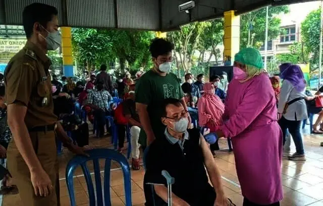 Gebyar Bulan Vaksinasi, Masyarakat Sukasari Tangerang Antusias