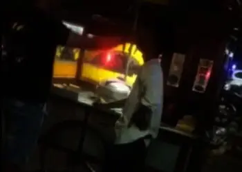 Beratribut Ormas, Oknum di Larangan Ini Peras dan Pukul Pedagang Kecil