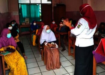 Jelang PTM, PMI Kota Tangerang Bantu Sosialiasi PHBS dan 5M ke Sekolah