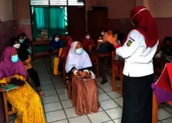 Jelang PTM, PMI Kota Tangerang Bantu Sosialiasi PHBS dan 5M ke Sekolah
