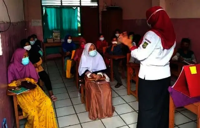 Jelang PTM, PMI Kota Tangerang Bantu Sosialiasi PHBS dan 5M ke Sekolah