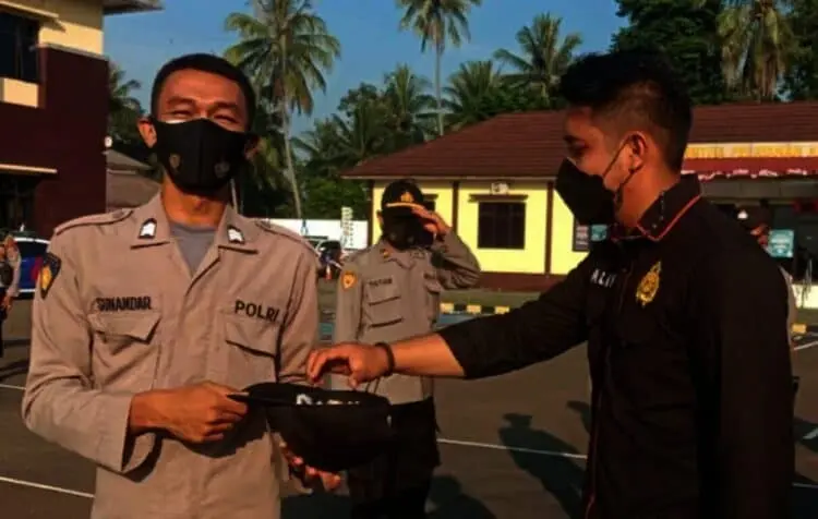 Rutinitas Kamis Bersedekah Jajaran Personel Polres Pandeglang