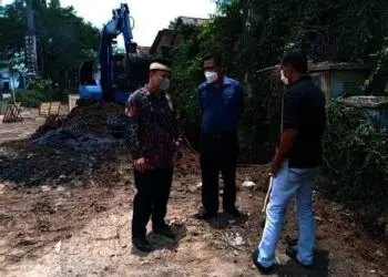 Sidak Jalan Boulevard Taman Royal, Wakil Ketua DPRD Kota Tangerang Berharap Perbaikan Secara Tuntas