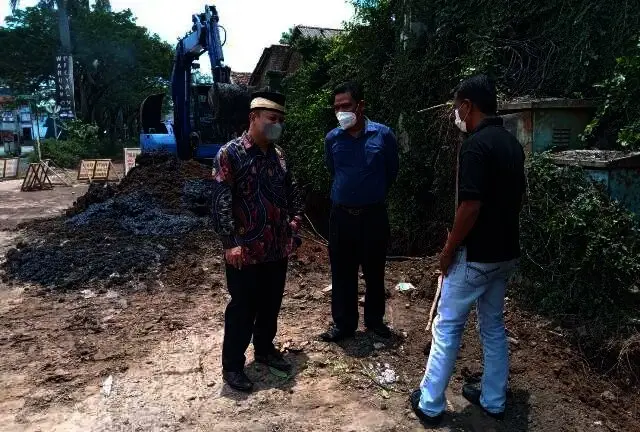 Sidak Jalan Boulevard Taman Royal, Wakil Ketua DPRD Kota Tangerang Berharap Perbaikan Secara Tuntas