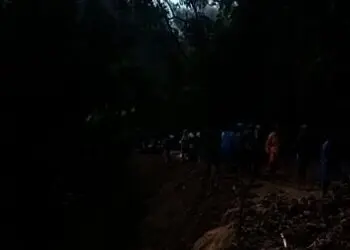 Diguyur Hujan Sejak Sore, Tiga Kecamatan di Lebak Longsor dan Banjir