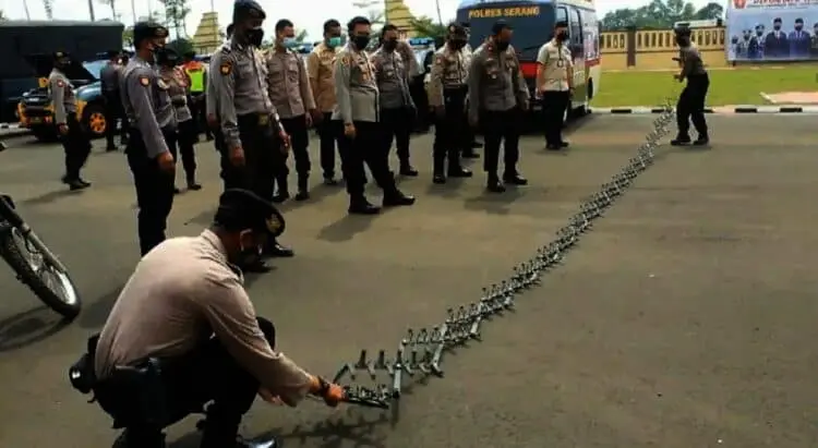 Jelang Pilkades, Kapolres Serang Periksa Seluruh Kendaraan dan Peralatan