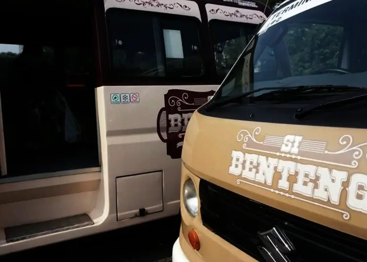 Potret Angkot si Benteng yang Kini Digratiskan Hingga Akhir Tahun