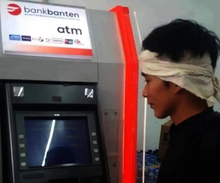 Bank Banten Hadirkan ATM Bagi Warga Baduy
