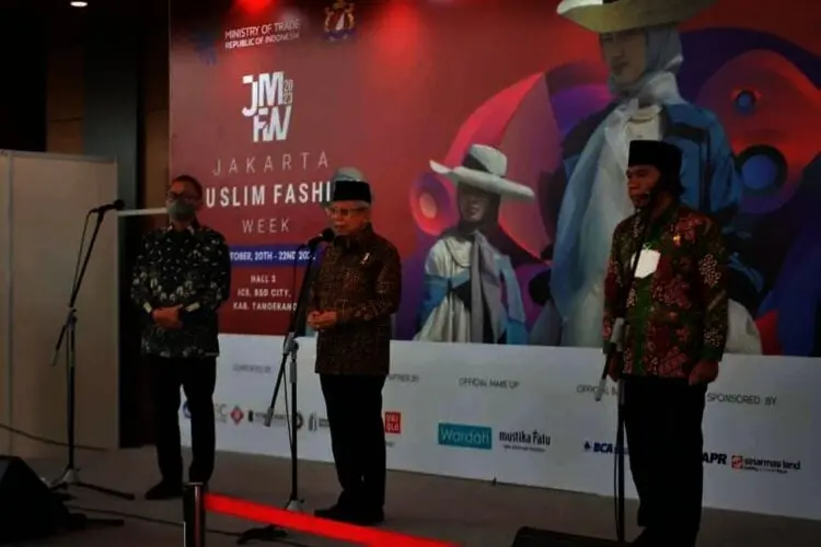Polisi Pembanting Mahasiswa Didemosi dan Ditahan 21 Hari