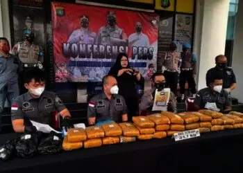 Bawa 31,7 Kg Ganja, Tiga Tersangka Diringkus