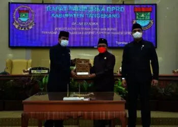 4 Raperda Inisiatif DPRD Kabupaten Tangerang Disahkan