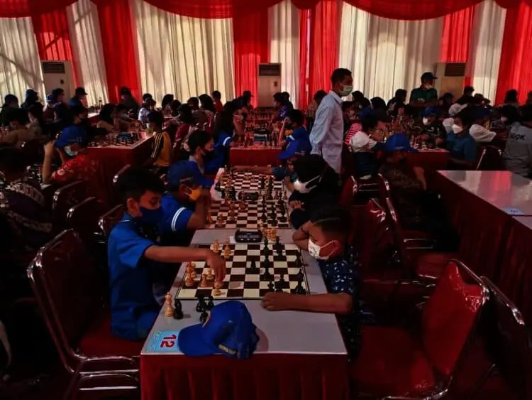 Turnamen Catur Mawar Sebelas Pecahkan Rekor Peserta