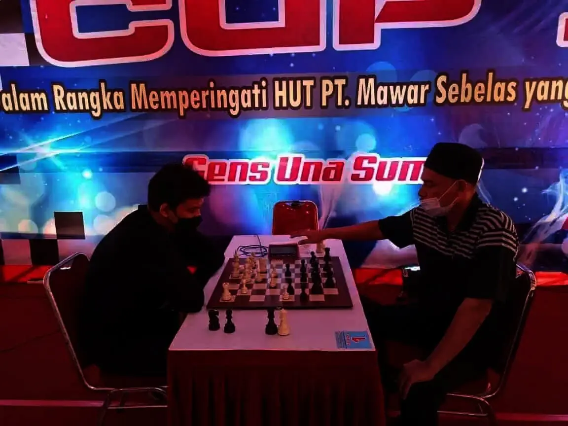 Turnamen Catur Mawar Sebelas Pecahkan Rekor Peserta Turnamen Catur Mawar Sebelas Pecahkan Rekor Peserta