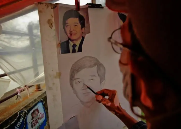 Potret Warung Seni Lukis di Kawasan Kali Cisadane