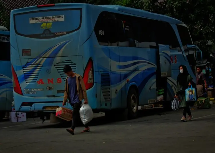 Potret Jelang Pemberlakuan Wajib Tes PCR Sebagai Syarat Perjalanan Moda Transportasi