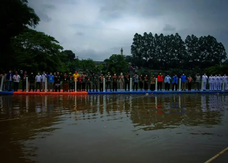Potret Peringatan Hari Sumpah Pemuda di Sungai Cisadane