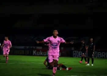 Pendekar Akhiri Rekor Clean Sheet Singo Edan